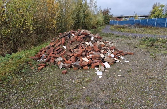 POL-NI: Bauschutt unerlaubt entsorgt – Zeugenaufruf