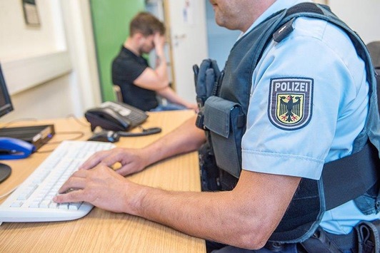 BPOLI-SB: Bundespolizei stellt aus Frankreich abgängigen Jugendlichen