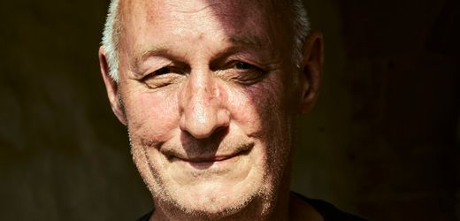 Wandel in der Buchbranche: Der Rückgang des klassischen Verlagsvertreters