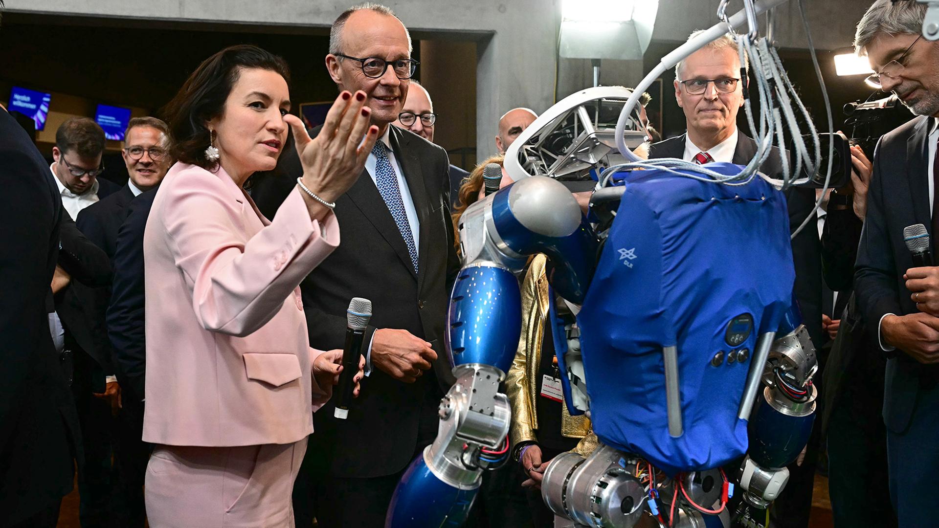 Kann die Bundesregierung mit Technologie die Wirtschaft retten?