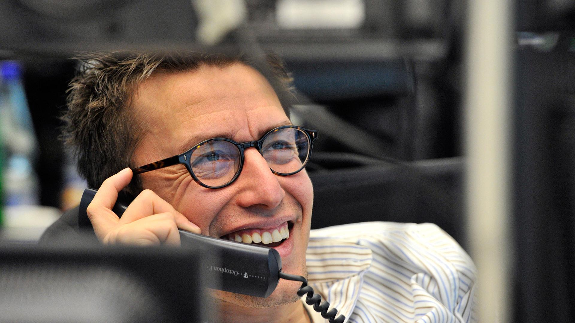 Marktbericht: DAX startet erholt in die neue Woche