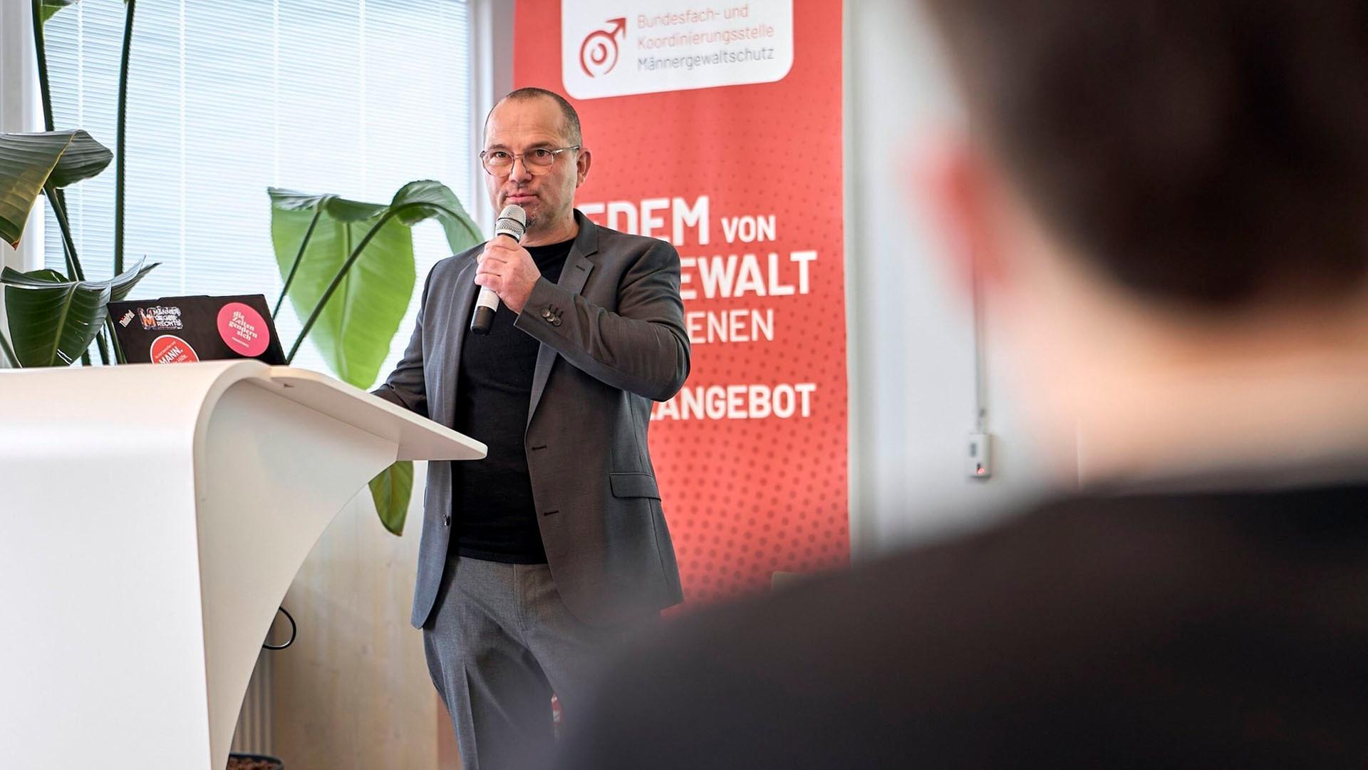 Häusliche Gewalt: Mehr Männer suchen Schutzeinrichtungen auf