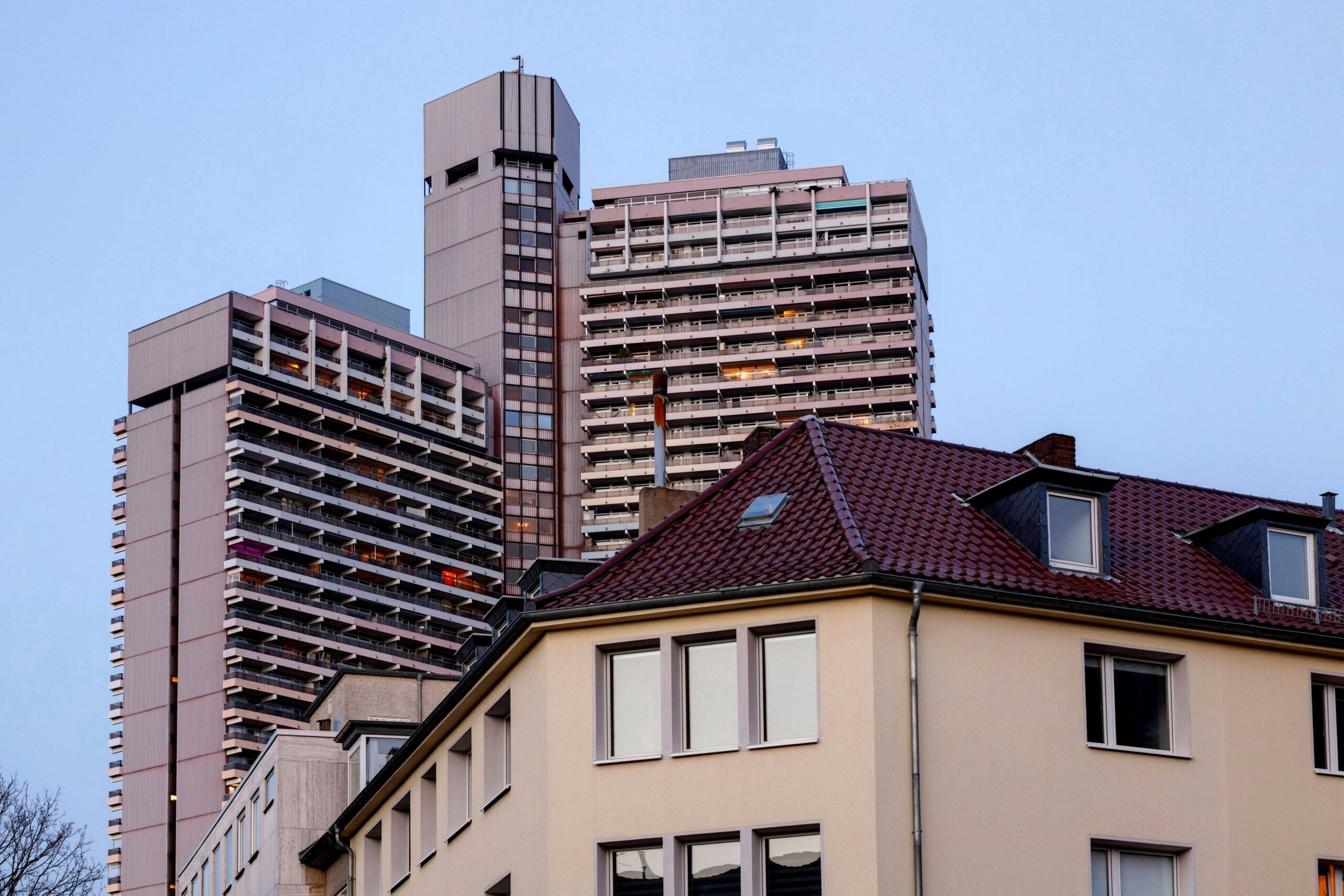 Wohnungsmarkt: Kaufen oder mieten – In Köln wird Wohnen immer teurer