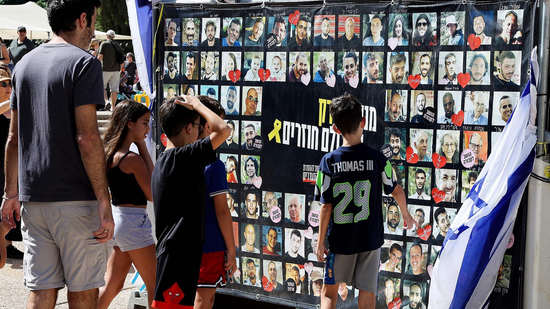 Das sind die 20 noch lebenden Geiseln im Gazastreifen