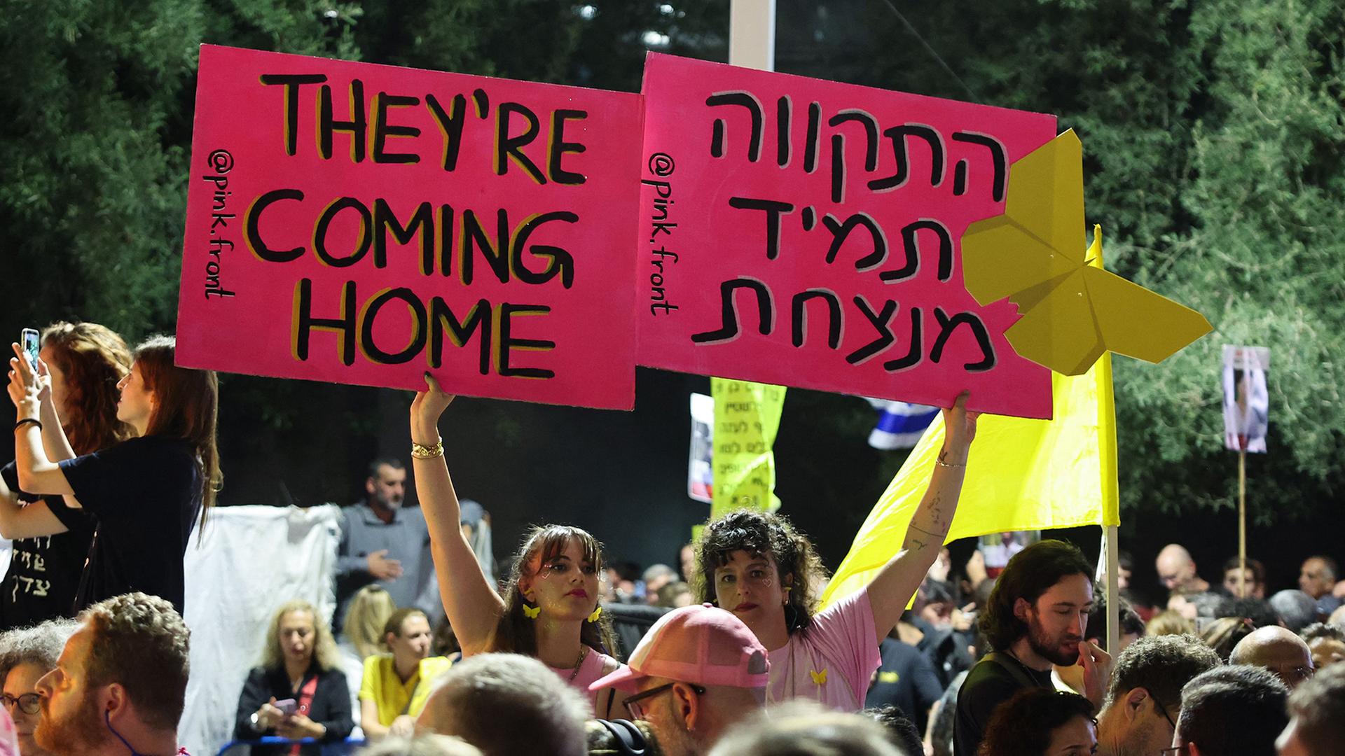 Terrorgruppe Hamas bestätigt Geisel-Freilassung am Montag