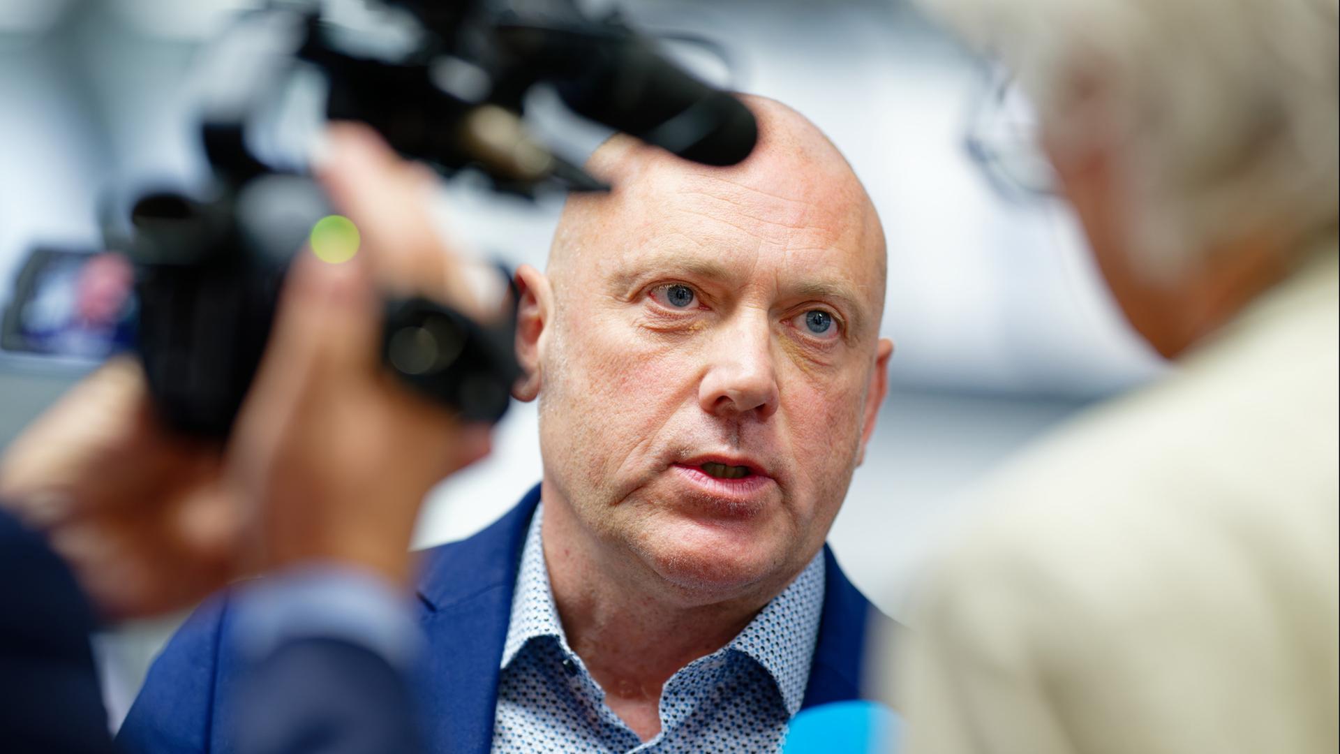 Wie die AfD Anschluss in den USA sucht