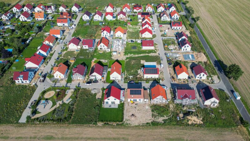 Gebäude- und Autoversicherungen werden deutlich teurer