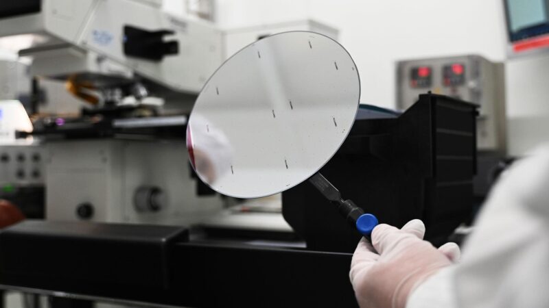 Autobranche warnt vor Produktionsstopps wegen Chiplieferant