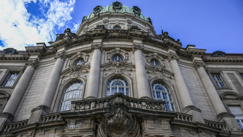 Rathauschefs warnen vor Finanz-Notstand