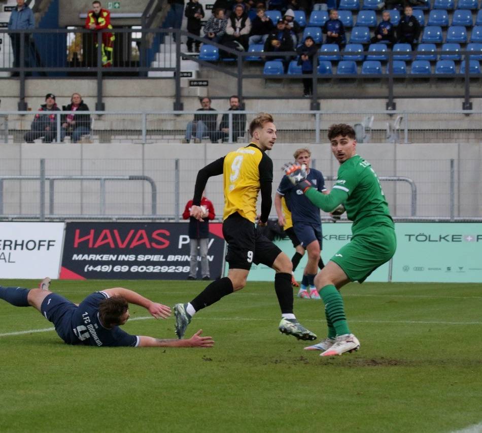 Kantersieg gegen den 1. FC Monheim: Doppelpacker Reck und Benktib – KFC Uerdingen siegt 5:2 und springt auf Platz zwei