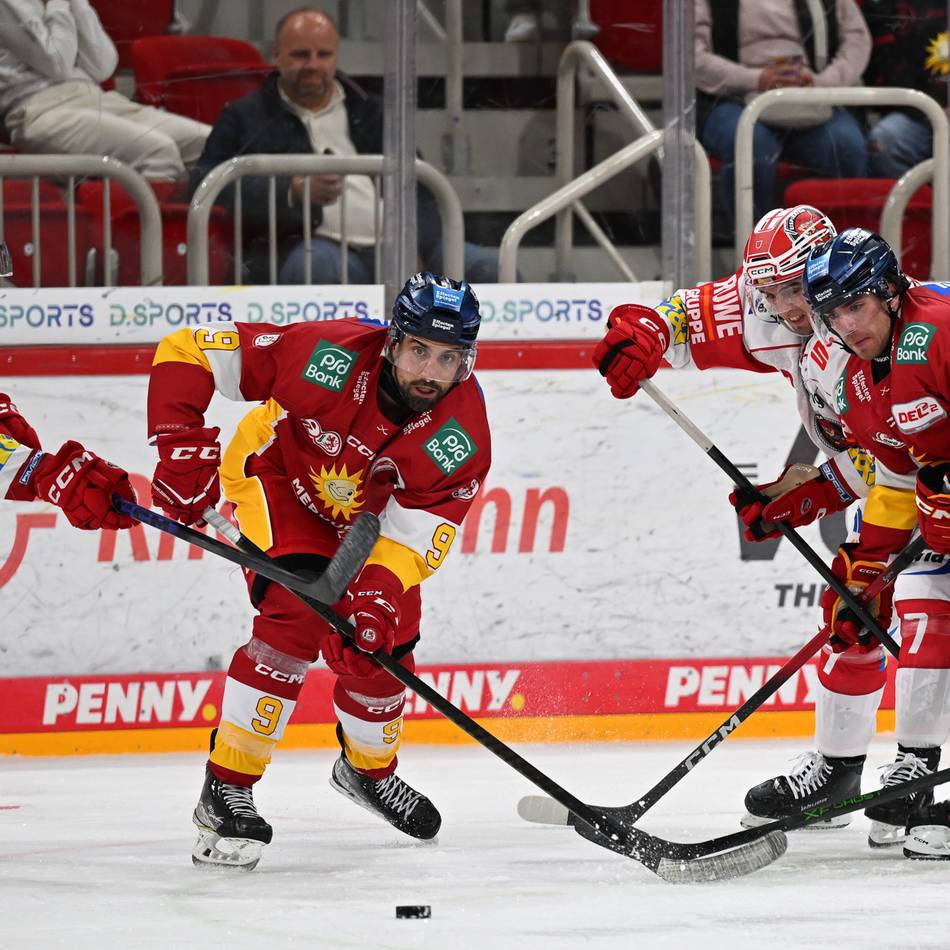 6:4-Heimsieg: Powerplay der DEG läuft heiß – die zehn Tore gegen Crimmitschau im Video