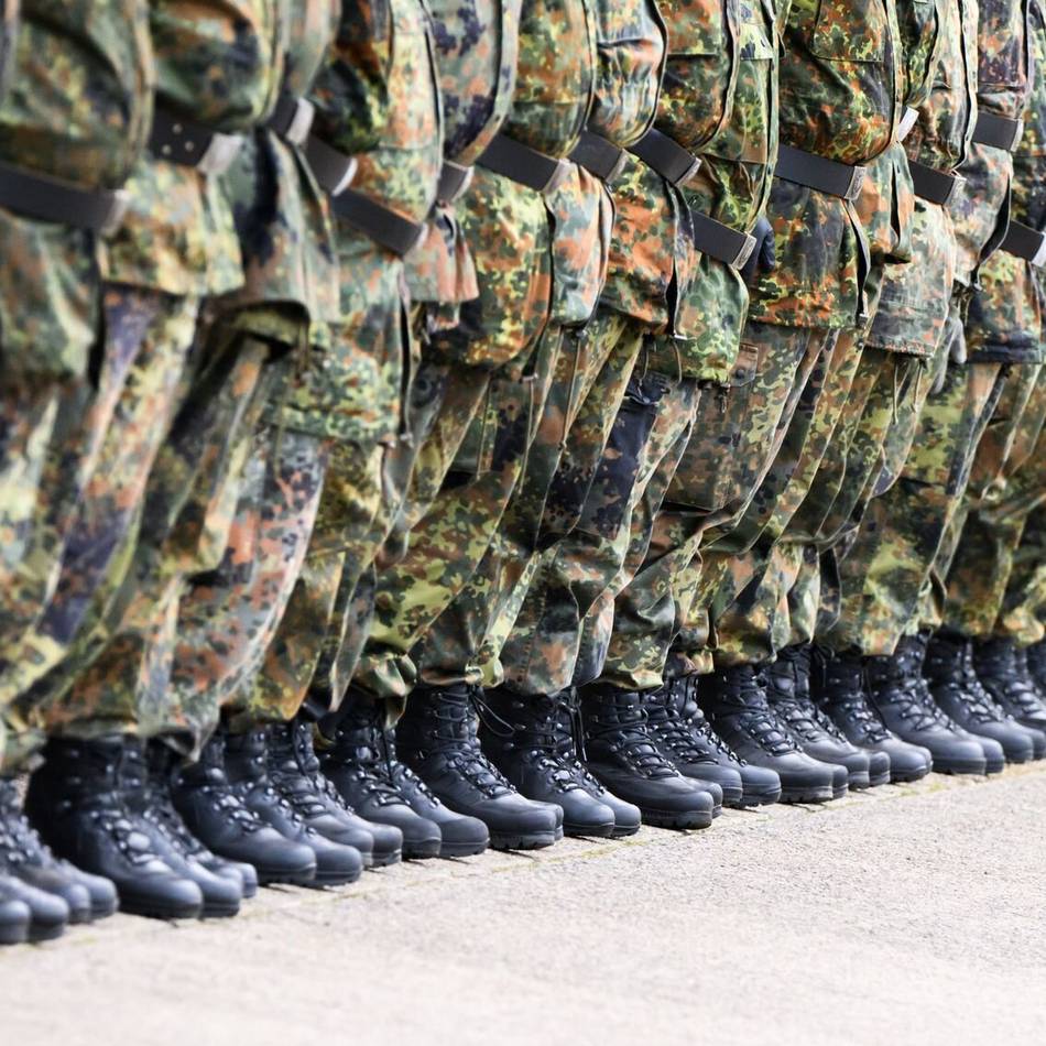 Fragen und Antworten zu Bundeswehrplänen: Wie es nach dem Koalitions-Debakel beim Wehrdienst weitergeht