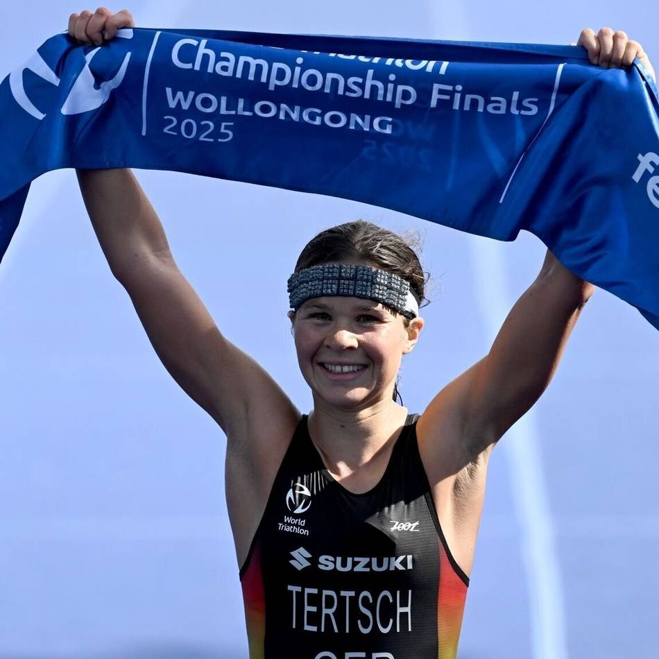 „Damit habe ich nicht gerechnet“: Mit 14 Sekunden Vorsprung im Ziel – Lisa Tertsch ist erste deutsche Triathlon-Weltmeisterin