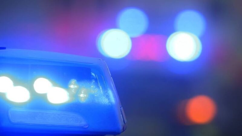 Einsatz in Meerbusch: Polizei ertappt Einbrecher auf frischer Tat