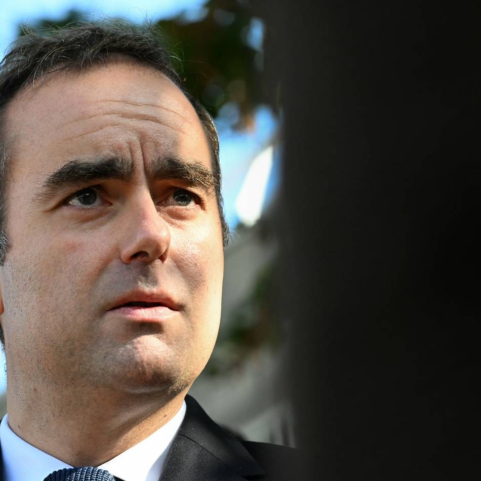 Politische Krise in Frankreich: Macrons Reise zum Gaza Gipfel erschwert Lecornus Regierungsbildung