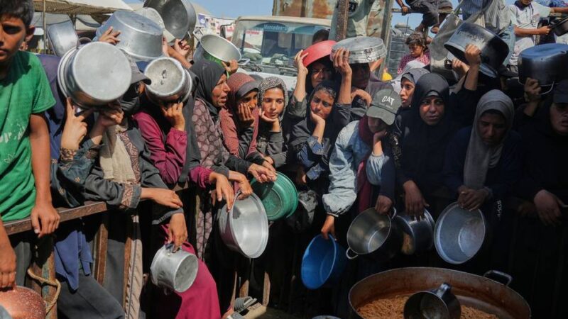 Grenzübergänge nur zum Teil geöffnet: Deutsche Hilfe in Gaza läuft nur schleppend an