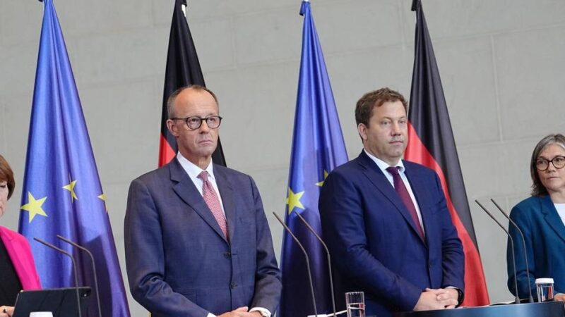 Nach dem Autogipfel: Verbrenner-Aus: Automobil-Chefin Müller fordert Einigkeit der Koalition