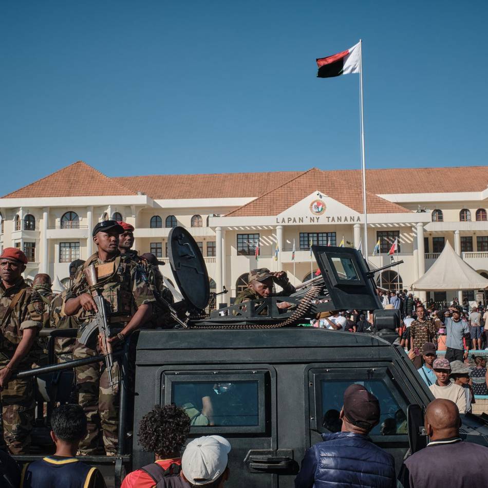 Präsident geflohen: Armee übernimmt Macht in Madagaskar