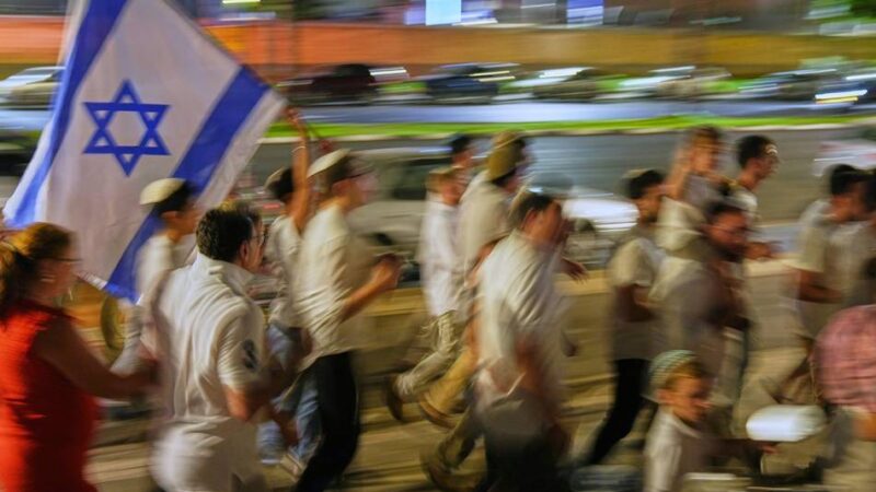 „Gott und die Welt“: Simchat Tora – eigentlich ein Fest der Freude