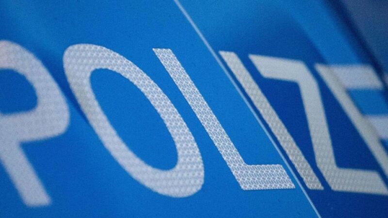 Kriminalität in Hilden: Wand aufgeflext – Einbruch in Reifenlager