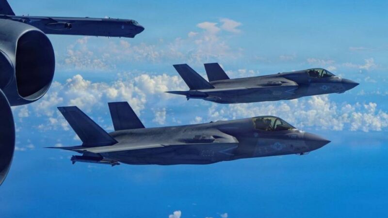 Kontroverse Operation: US-Militär greift erstmals mutmaßliches Drogenschiff im Pazifik an