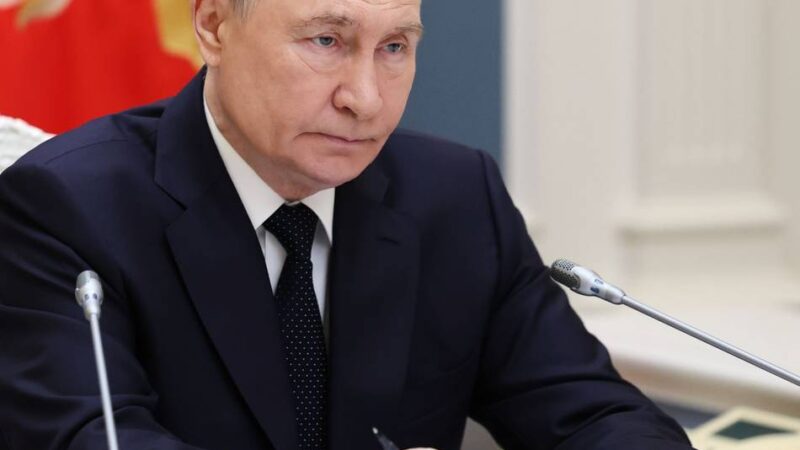 Putin leitet Atomübung: Russland testet Interkontinentalraketen