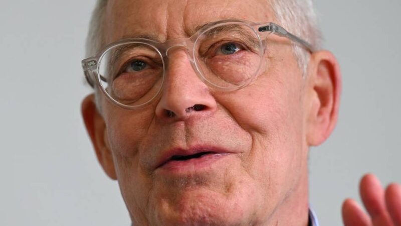 Buchmesse: Friedenspreisträger Schlögel: Wehrpflicht ist „an der Zeit“