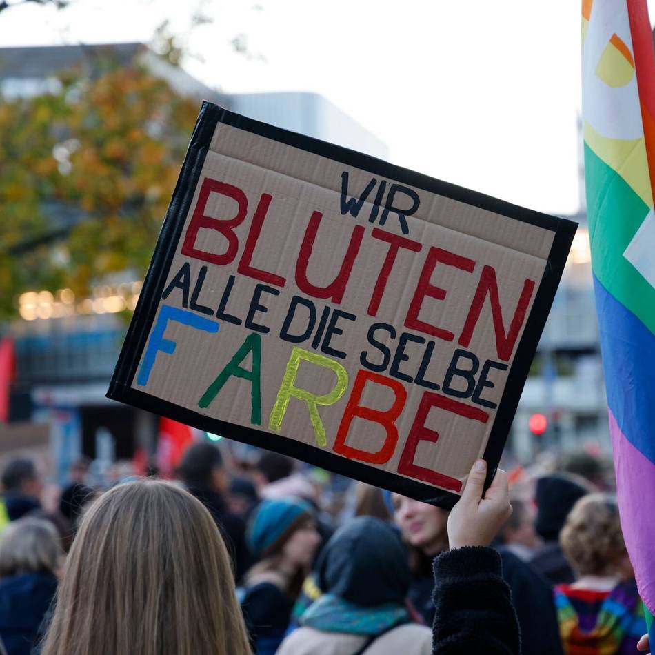 Fridays-for-Future-Aufruf: 1.500 protestieren in Kiel wegen „Stadtbild“-Äußerungen des Kanzlers