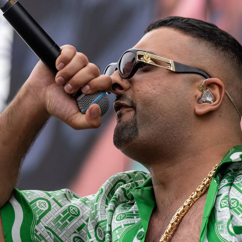 Hitliste: Rapper SSIO vor Grönemeyer