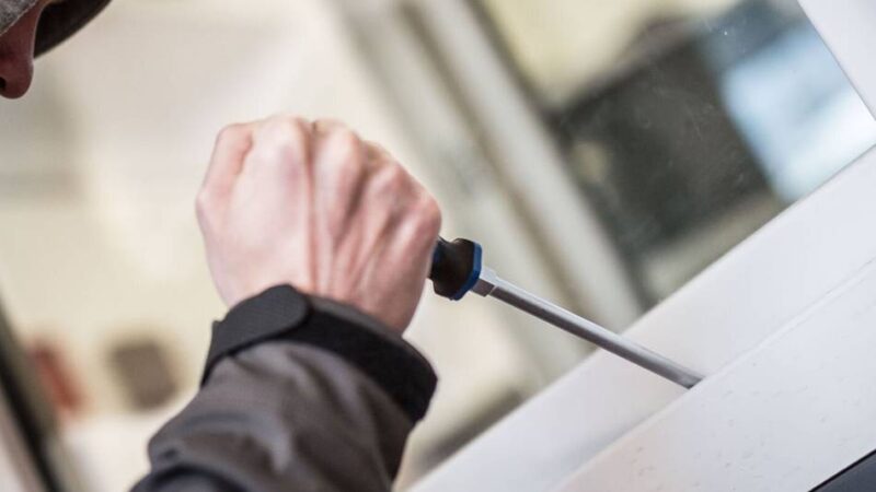 Wie man Haus und Wohnung schützt: So schiebt man Einbrechern einen Riegel vor