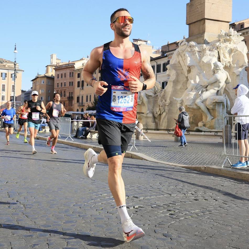 Bei Marathon in Rom: Düsseldorfer läuft für toten Freund – „Ich bin mir sicher, dass er stolz auf mich wäre“