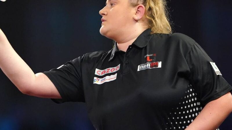 Sensations-Aus bei Jugend-WM: Darts-Weltmeister Littler verteidigt Gegnerin nach Hass-Kommentaren