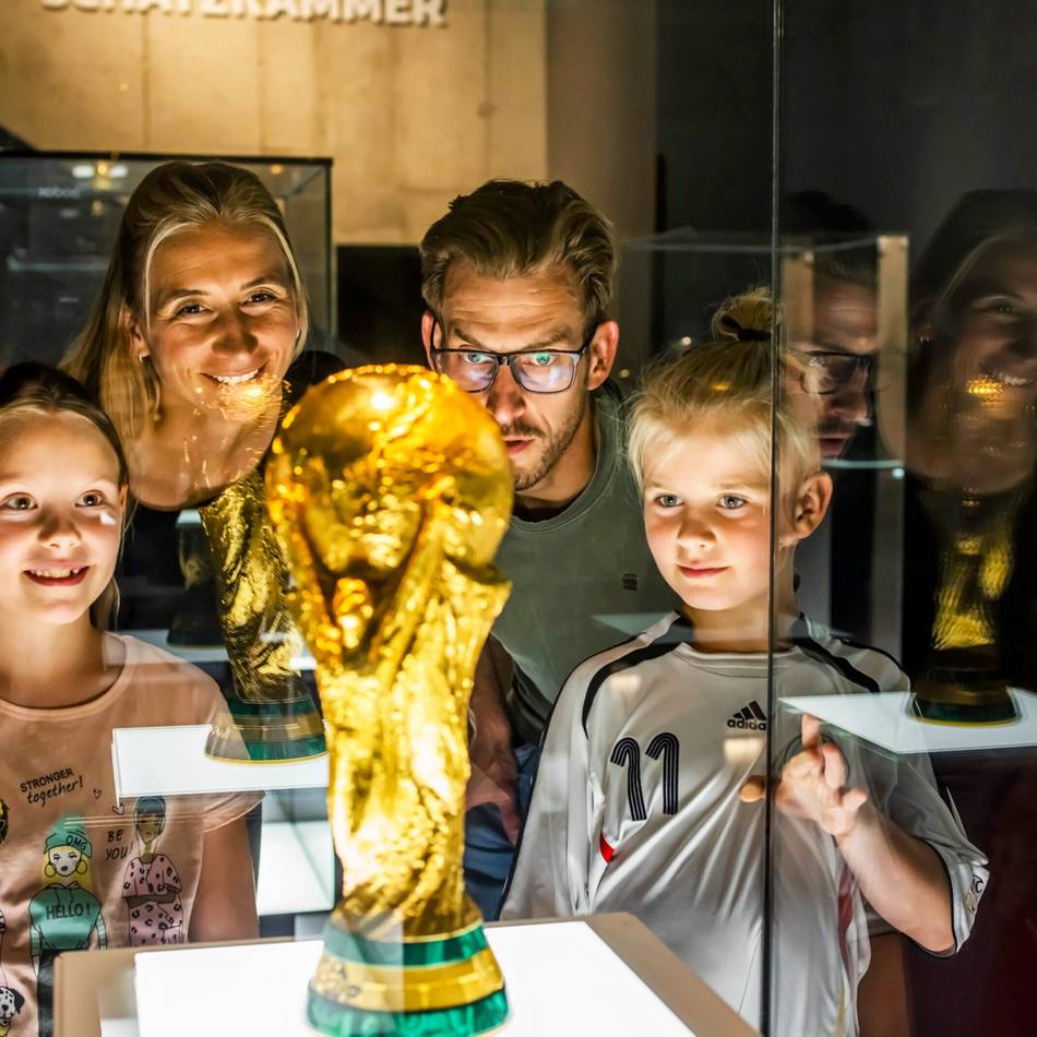 Deutsches Fußballmuseum mit Sonderausstellung über Günter Netzer: „Ballfahrtsort“ im Ruhrgebiet