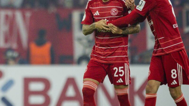 Fortuna-Verteidiger auf dem Weg der Besserung: Zimmermann verschickt Bild aus dem Krankenhaus – Matanovic entschuldigt sich