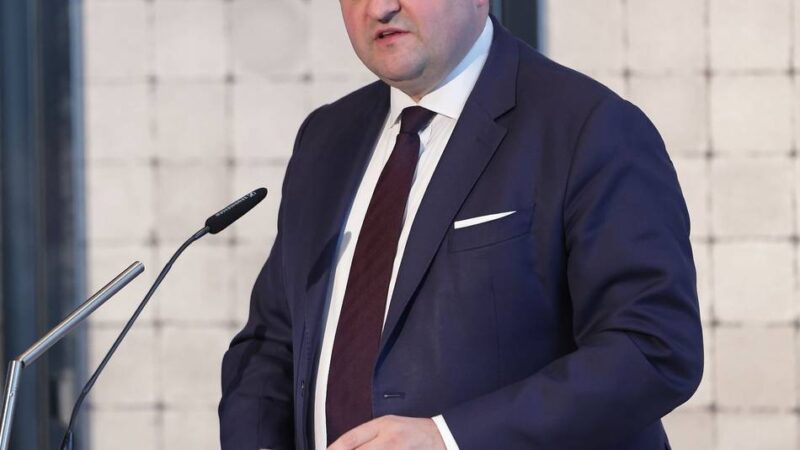 NRW-Europaminister in Nahost: Liminski will Palästinenserpräsident Abbas stärken