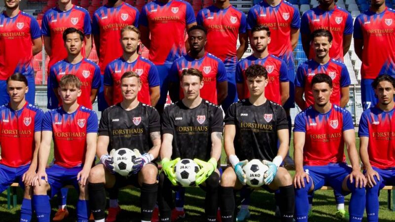 Hallenfußball zusätzlich zur Oberliga: Diese Oberliga-Spieler sind in der Baller League dabei