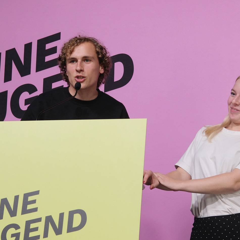 Kongress wählt neue Spitze: Umstrittene Grüne-Jugend-Chefin Nietzard sagt unter Tränen Adieu