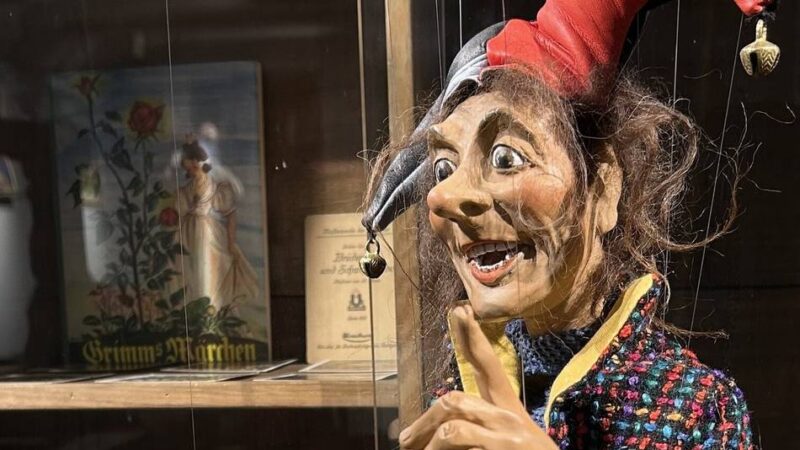 Dauerausstellung im Museum Voswinckelshof: Märchenhaftes unter dem Dach