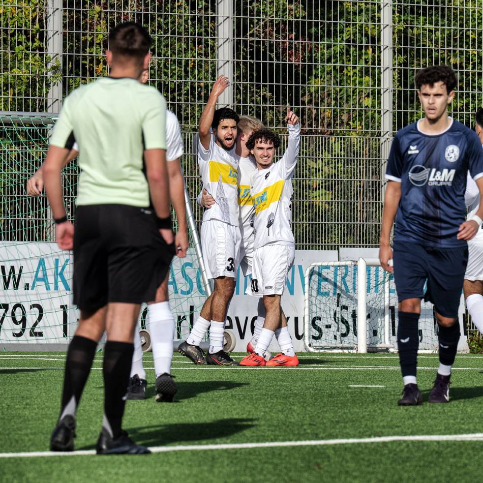 Heimsieg mit wildem Verlauf: TuSpo findet: „Der Schiedsrichter wurde dann unberechenbar“