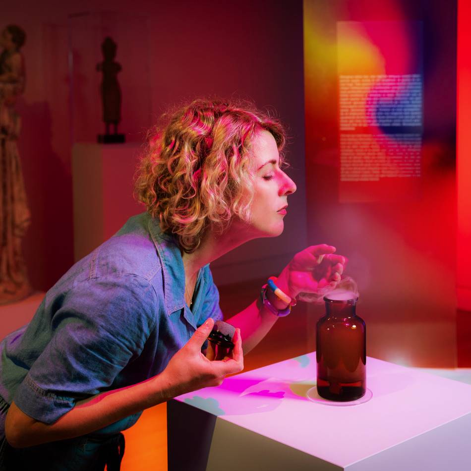Neue Schau im Kunstpalast Düsseldorf: Duft – das mächtige Medium