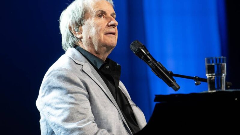 Umjubeltes Konzert in Düsseldorf: Chris de Burgh und das Geheimnis seines Erfolgs