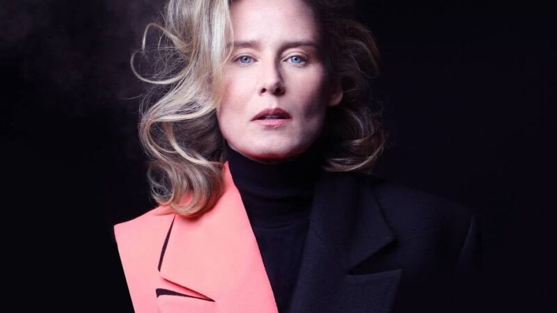 Konzert beim New Fall Festival: Róisín Murphy umarmt ihre Fans