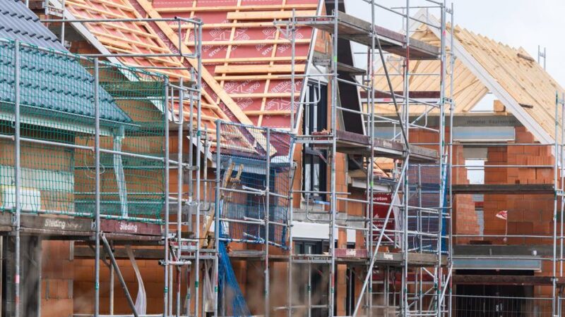 Umfrage für das Bergische Land und Leverkusen: Vorsichtige Zuversicht im Mittelstand