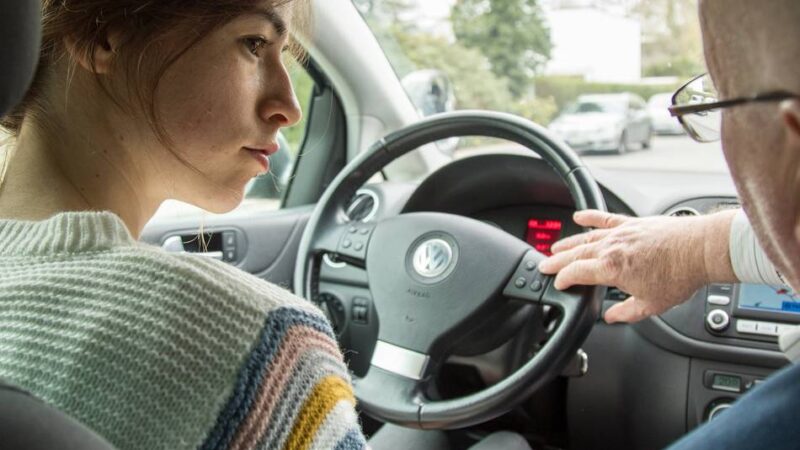 3400 Euro durchschnittliche Kosten: Wie der Führerschein in Zukunft günstiger werden soll