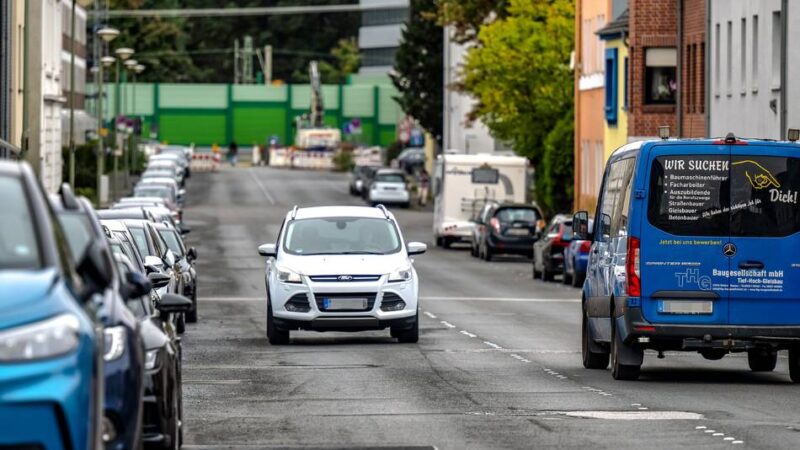 Verkehr in Langenfeld: Politik will Tempo 30 auf der Bahnhofstraße nicht verschieben