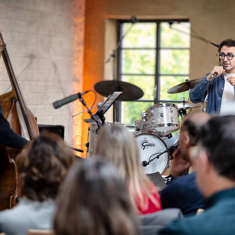 Staffelübergabe bei der Monheim Triennale: Überragende Jazz-Sounds beim Abschied von Achim Tang in der Scheune des Sojus 7