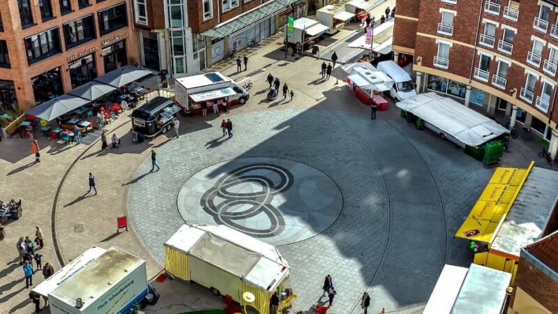 Neuerungen in Monheim und Baumberg: Wochenmarkt zieht um – und das Medienmobil geht an den Start