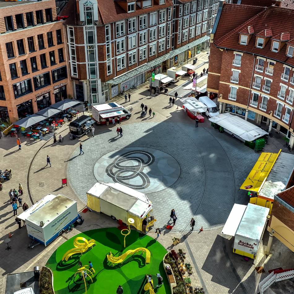 Neuerungen in Monheim und Baumberg: Wochenmarkt zieht um – und das Medienmobil geht an den Start