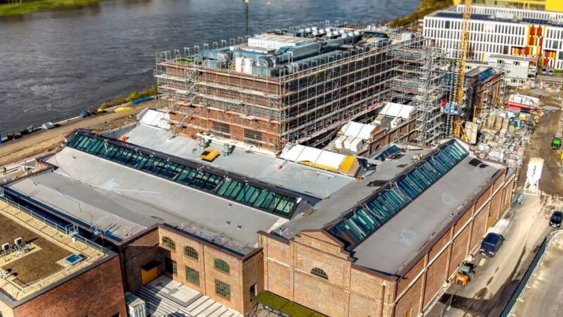 Eröffnung im Herbst 2026: Monheimer Kulturraffinerie wird noch einmal um zehn Millionen Euro teurer