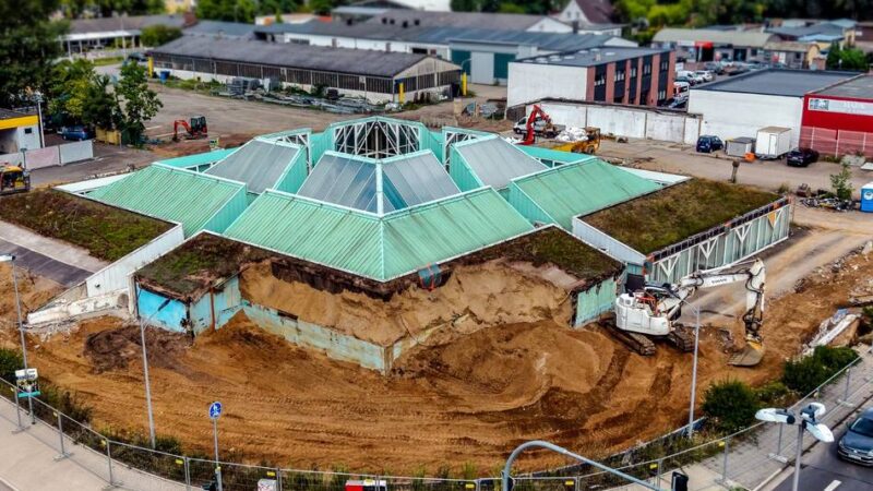 Haushaltseinbringung im Monheimer Rat: „Die Mack-Pyramide ist nicht mehr zu stoppen“